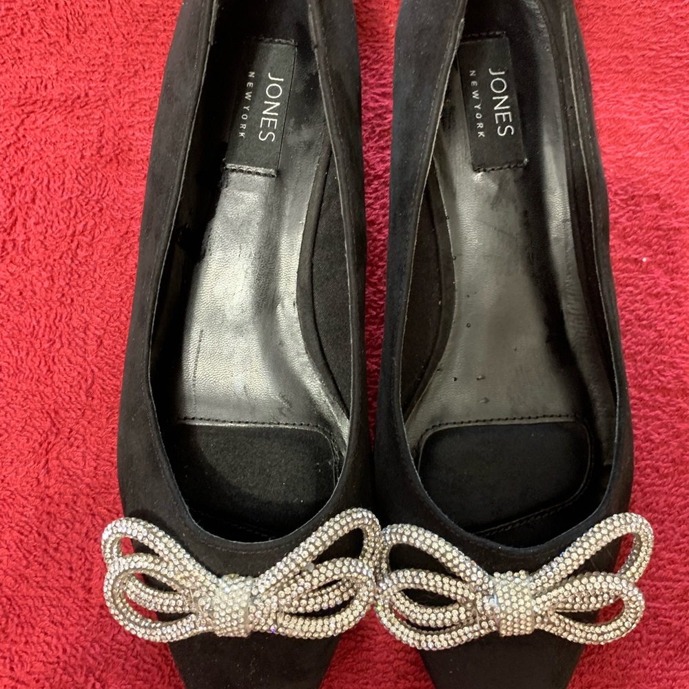 Slippers - Picture 3 of 7